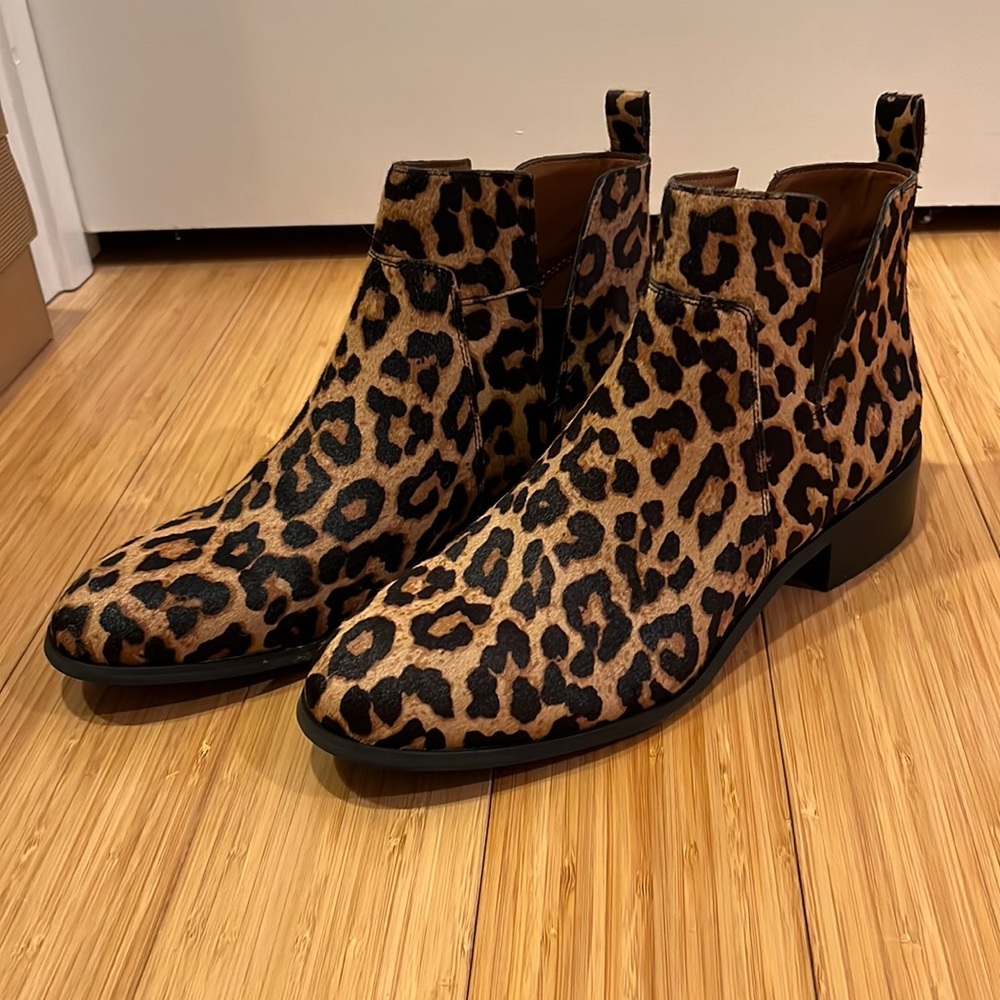 Franco Sarto cow Hair Cheetah print booties